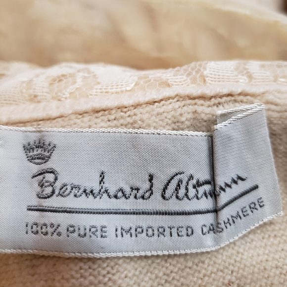 Sweater - Picture 4 of 4